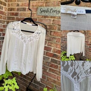 Womens Lace Detail top Size L $9
